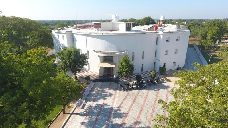 SPU Visnagar Academic Building photo 15
